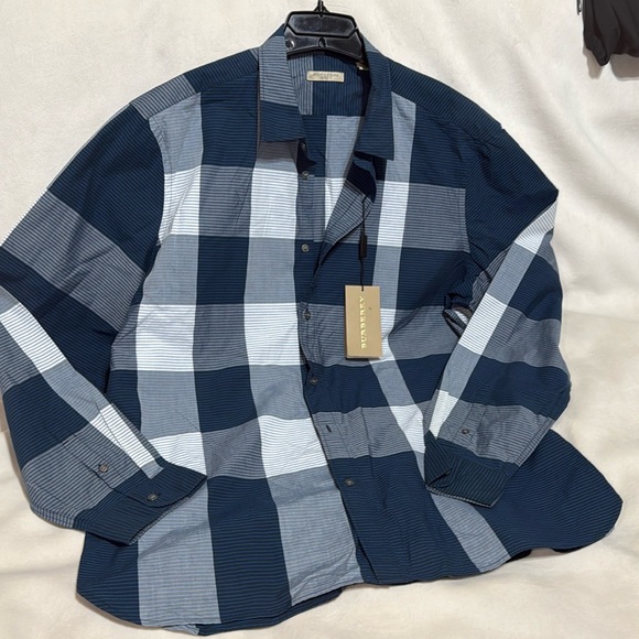 Burberry Brit Shirt - Picture 1 of 13